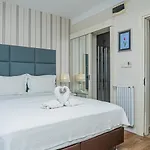Hotel (adults Only)