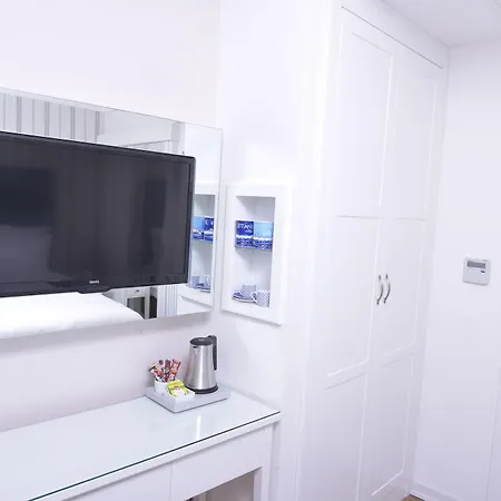 Hotell (adults Only) 3*